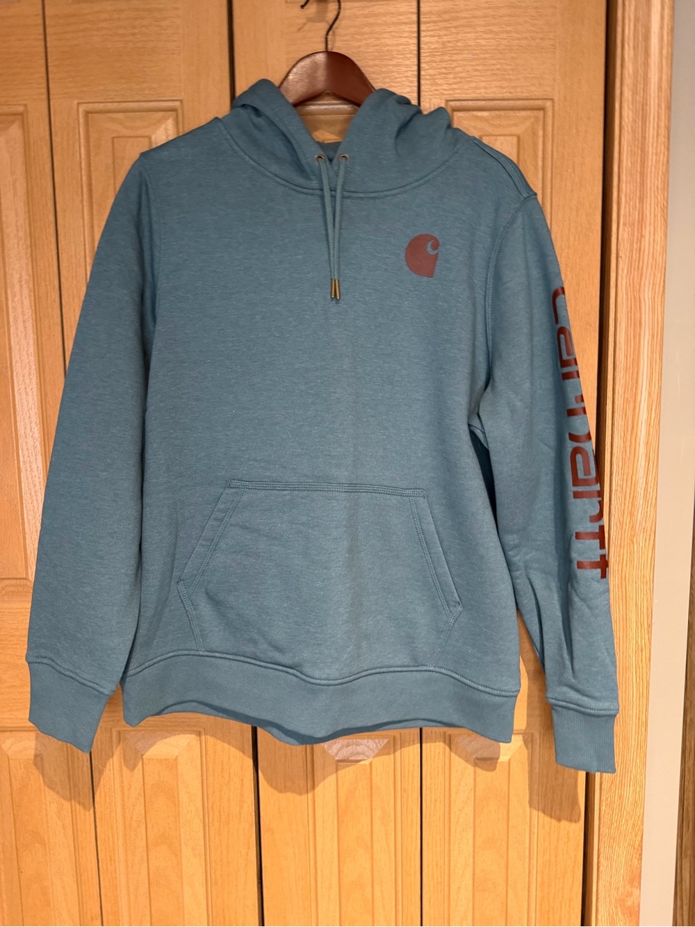 NWOT Women’s Carhartt Hoodie